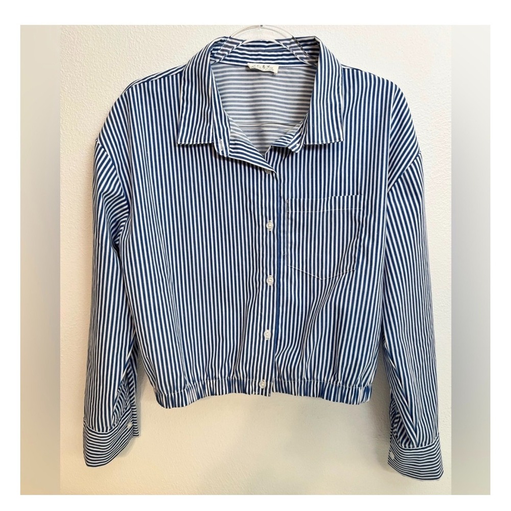 Jolie & Joy Striped Nautical Cropped Long Sleeve Button Up Blue White Blouse XL